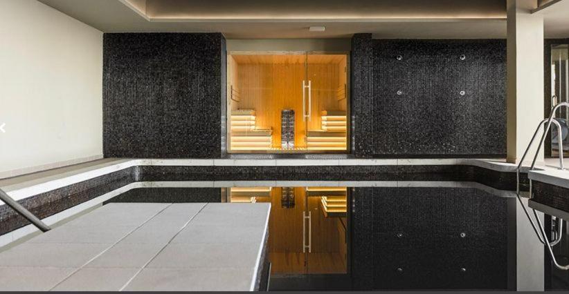 Luxury Duplex With Sea Views Blue Suite 3-303 마닐바 외부 사진