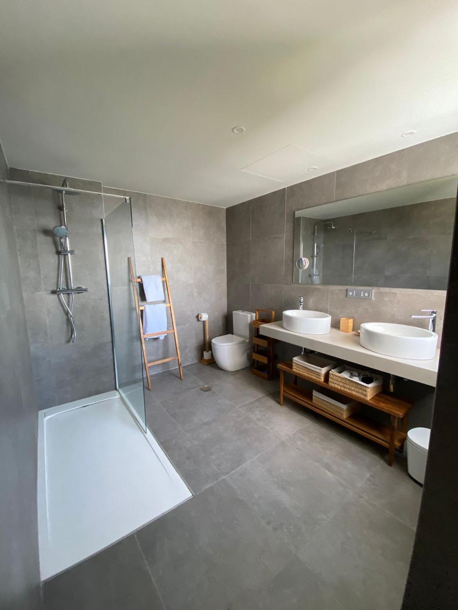 Luxury Duplex With Sea Views Blue Suite 3-303 마닐바 외부 사진