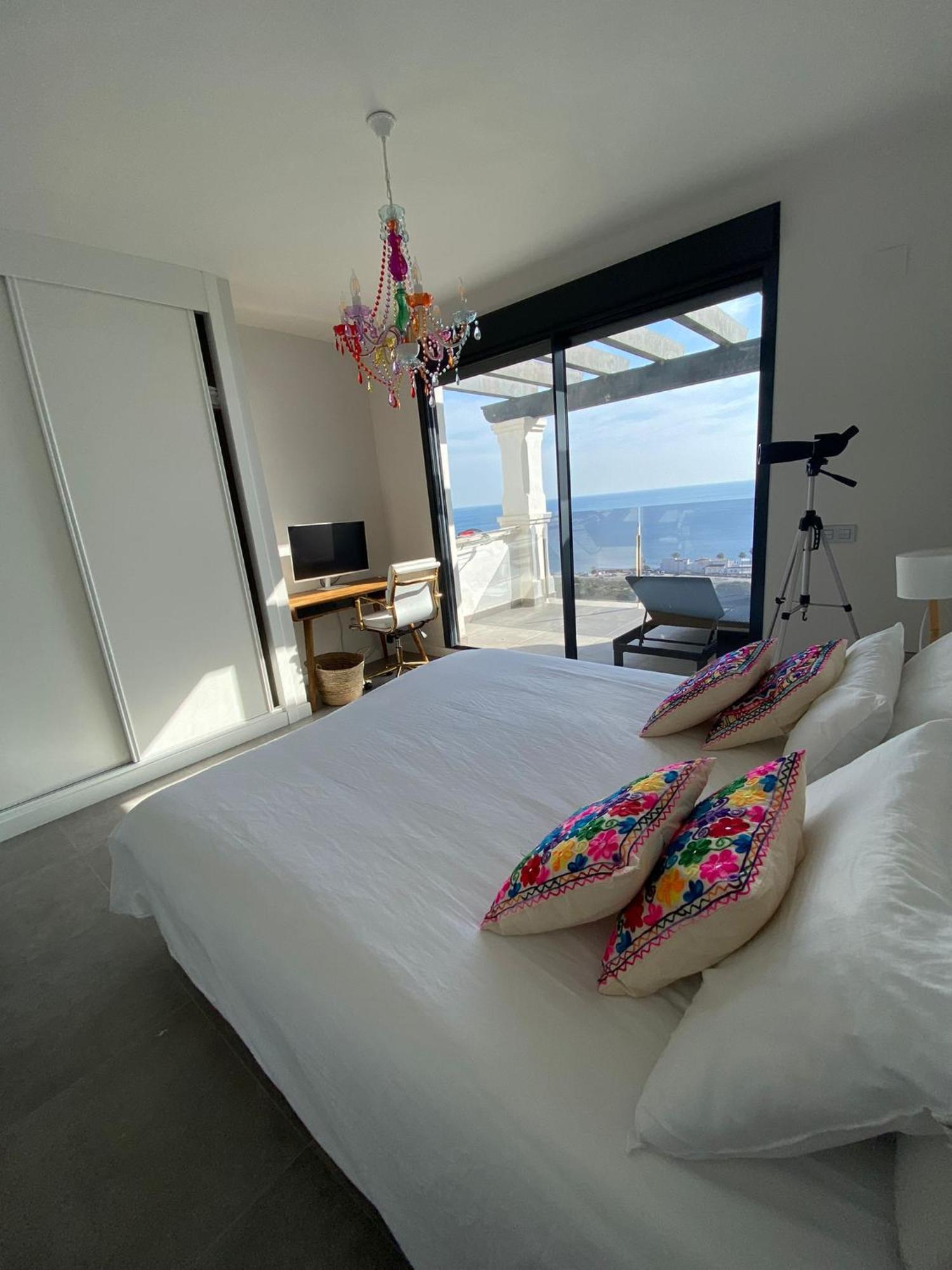 Luxury Duplex With Sea Views Blue Suite 3-303 마닐바 외부 사진